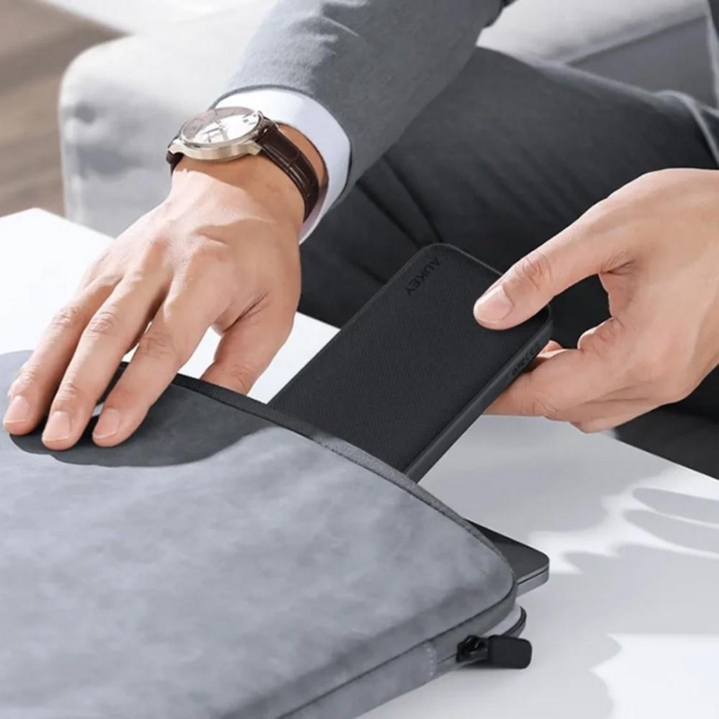 Power bank 10000 mAh Aukey z logo VAM13-03 - 3