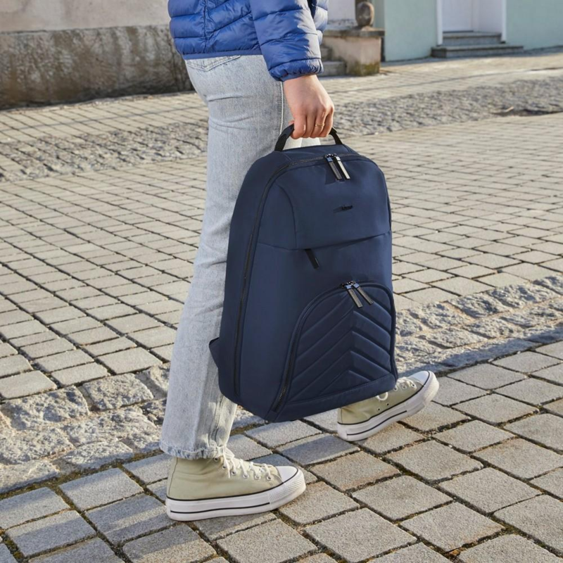 Plecak na laptopa 16,2" Hama Lightweight Premium z logo VH041-04 - 14