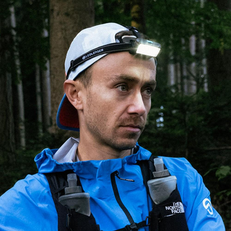 Latarka na głowę Ledlenser NEO9R z logo VHL04-11 - 4